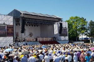 Papa Francisc pe Câmpia Libertăţii: Beatificare a martirilor greco-catolici şi îndemn la păstrarea credinţei. împotriva „noilor ideologii”