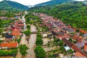 VIDEO/ Primarul din Vinţ a sărit în ajutorul locuitorilor din Pianu