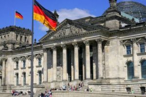 Cutremur politic! Demisia care ameninţă existenţa Guvernului. Ce decizie va lua şefa Executivului