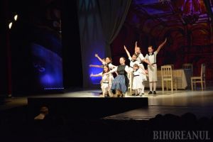 Festivalul Internaţional de Teatru Oradea a început cu celebrul musical 
