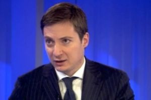 Andrei Caramitru (USR) şi Mihail Neamţu (PNL) s-au luat la trântă pe Facebook. 