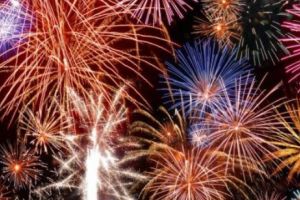 Omorât de artificii, în faţa copilului său