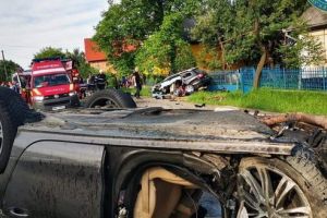 FOTO: Accident cu un mort şi trei răniţi! Elicopter SMURD, solicitat de la Târgu-Mureş!