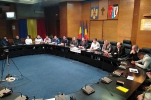 VIDEO Ședinţă importantă la Prefectură, ca urmare a Codului portocaliu de ploi abundente