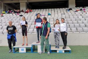 Atletă legitimată la CS Unirea Alba Iulia, locul 3 la etapa de zonă a Campionatului Naţional de copii