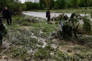 Arhiepiscopia Bucureştilor oferă suma de 24.000 lei pentru sinistraţii din Prahova