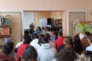 Comunicat de presă – Proiectul Antrenat de Majorat a ajuns la 120 de liceeni din oraşul Alba Iulia