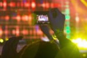 Atmosferă electrizantă, presărată cu dulcile amintiri ale tinereţii! Prima ediţie a Festivalului Diskoteka, fabuloasă!