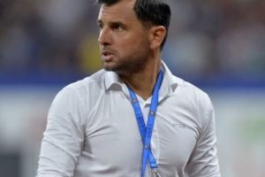 Dică face curăţenie la FC Argeş!