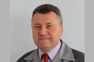 CINE ESTE NOUL DIRECTOR DE LA UZINA DACIA