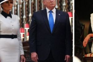 Melania Trump, în alb în vizită la Regina Angliei. Omagiu adus lui Audrey Hepburn. Imagini inedite în articol