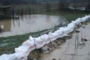 Administraţia Bazinală de Apă “Jiu”: Cod Portocaliu  de  inundaţii pe râurile Jiu, Desnăţui şi Drincea