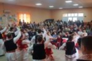 „Lumea Copiilor”, pregătită cu grijă de dascălii din Constantin Daicoviciu