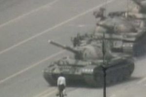 30 de ani de la masacrul din Piaţa Tiananmen. Democraţia vopsită de la Beijing