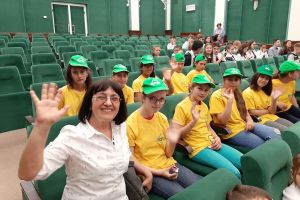 Școlile care au adunat 11 tone de deşeuri reciclabile, premiate pentru hărnicia lor (FOTO)