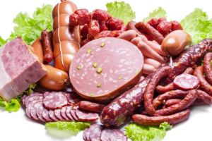 Alimentele care provoacă deces prematur şi cancer. Studiu de nouă ani