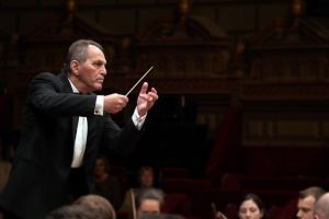 Seara Brahms la Filarmonica Braşov, cu dirijorul Cristian Mandeal!