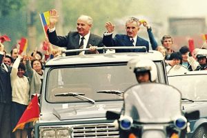 Maşina testată de Nicolae Ceauşescu şi interzisă de soţia dictatorului! Urma să fie vedeta Europei