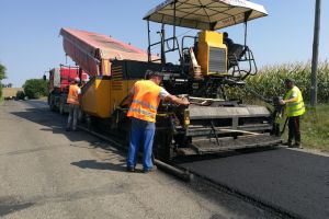 Peste 5 milioane de lei alocaţi pentru modernizarea drumurilor dintr-o comună din judeţul Botoşani