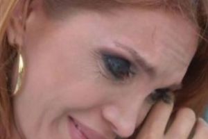 Problemele financiare au apărut dupa divorţ! Vedeta işi vinde bijuteriile