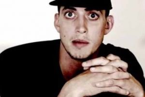 Delirul unui rapper american!  Pretinde a fi un „Dumnezeu al altui univers” 