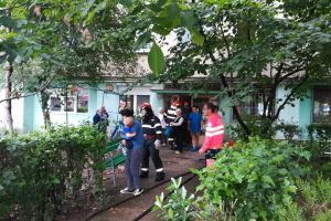 Panică într-un bloc din Arad în urma izbucnirii unui incendiu. Locatarii au reuşit să se autoevacueze