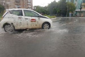 Bilanţ ISU după ploile torenţiale de marţi. Deva, zona cea mai afectată de inundaţii