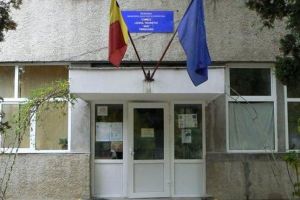 Elevii de la Liceul IRIS au găsit soluţii concrete pentru păstrarea igienei în şcoli