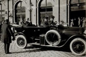 Ultimul Împărat al Austriei şi Rege al Ungarie FUGE prin România! Legătura incredibilă dintre prinţul beatificat de Papa şi autorul melodiei „Ionel, Ionelule”