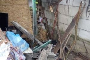 Loviţi de inundaţii, ochiţi de o rachetă antigrindină. Gospodăria unei familii, distrusă de dispozitiv. Reacţia revoltătoare a autorităţilor