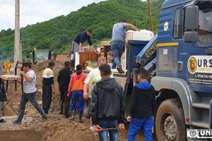 Încă o firmă din Alba Iulia a sărit în ajutorul sinistraţilor din Răchita. Le-a donat mobilă, pături, materiale de construcţii şi bani celor care au avut cele mai mari pagube