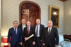 Deputatul Magyar Lóránd, la Paris. Discuţii despre eficientizarea Politicii Agrare Comune