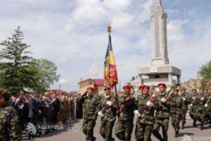 Ceremonii militare şi religioase dedicate Zilei Eroilor. Slujbe de pomenire a eroilor neamului românesc vor fi oficiate în toată ţara