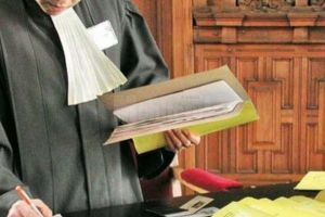 Fost consilier local din Straja, obligat să plătească peste un milion de lei