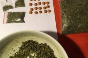 DIICOT a DESCINS în zece locaţii - Traficanţi de droguri, luaţi cu ASALT