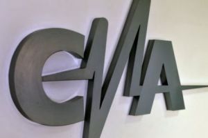 O nouă televiziune pe firmament. Cine este în spatele SmartTV