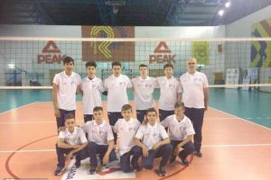 FOTO: Echipa Liceului Teoretic “Petru Maior” Ocna Mureş – locul 4 la Gimnaziada de volei masculin