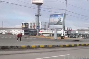 Traficanţii percheziţionaţi de DIICOT Oradea vindeau etnobotanice cu efect „Zombie” în tot judeţul. Până acum, 6 persoane au fost reţinute