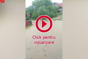 Mai multe curţi din Marginea şi Clit au fost inundate