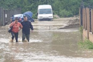 INUNDAȚIILE LA RAPORT!