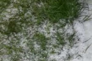 Grindină la Valea Mare! (VIDEO) Instabilitatea atmosferică se menţine şi mâine