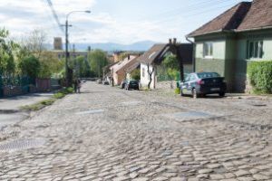 Continuă lucrările de modernizare a străzilor din Sfântu Gheorghe