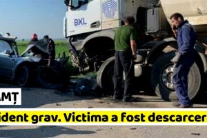 NEAMȚ: Accident grav. Victima a fost descarcerată şi este inconştientă (FOTO)