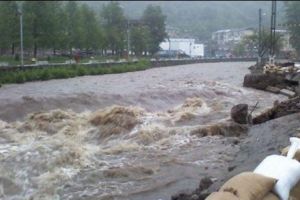 Alertă! Cod roşu de inundaţii. Ce localităţi sunt vizate 