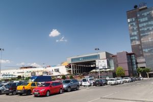 Weekend plin de activităţi la mall: târguri de antichităţi şi mobilă şi expoziţii pentru cei mici