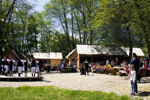Weekend animat la Muzeul în Aer Liber – Se gătesc bucate din Țara Secaşelor