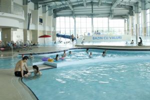 Concurs de înot pentru copii, la Aqualand Deva