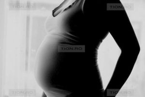 Femeile însărcinate din Timiş pot beneficia gratuit de analize medicale şi monitorizarea sarcinii