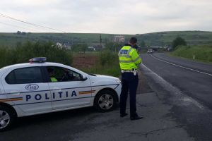 Razie în comuna Baciu. 53 de persoane au fost conduse la secţia de poliţie