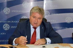 Universitatea din Oradea se pregăteşte de admitere, cu un număr record de locuri bugetate: 1.885 la studii de licenţă şi 840 la masterat